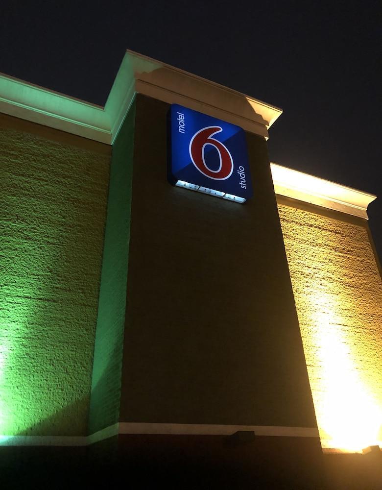 Motel 6-Lincoln, Ne - Airport Exterior foto